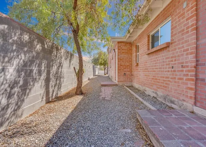 Apartment Sam Hughes Escape-walk To U Of A